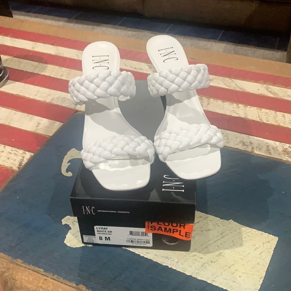Lyrap heels